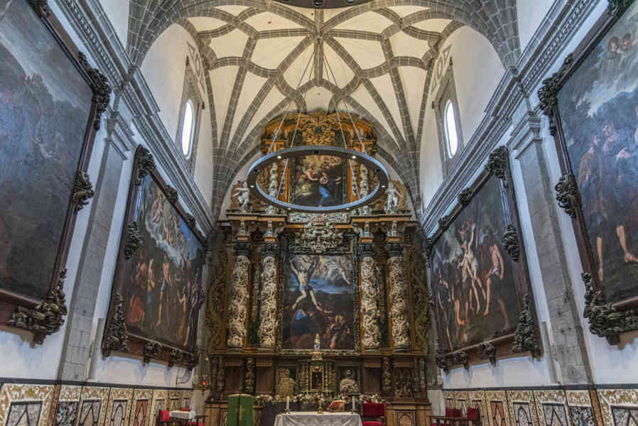 Zaragoza - Tarazona 19 - catedral de Santa María de la Huerta - capilla del Santísimo Sacramento.jpg